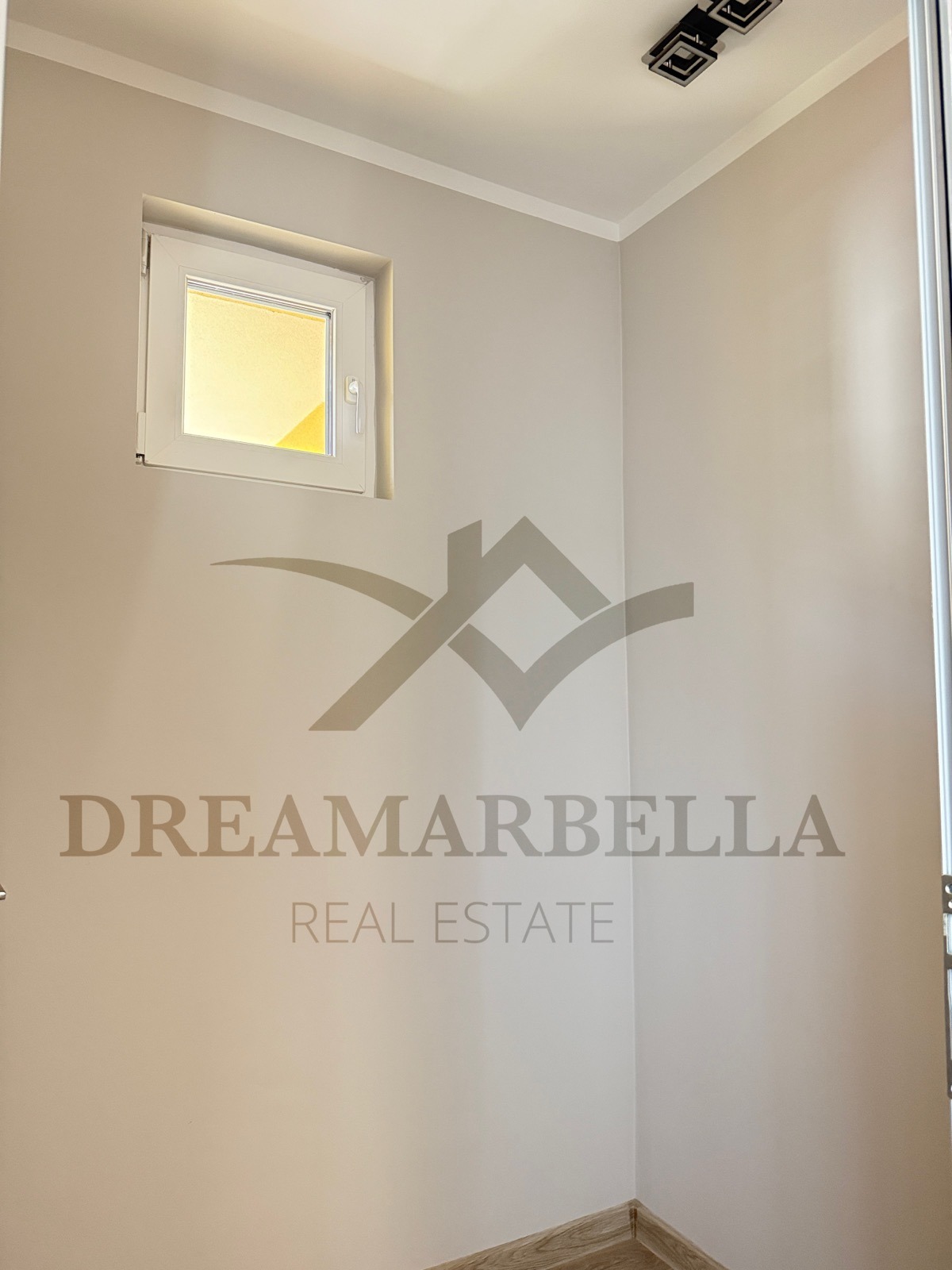 Дава под наем 3-СТАЕН, гр. София, Люлин - център, снимка 8 - Апартаменти - 53780930