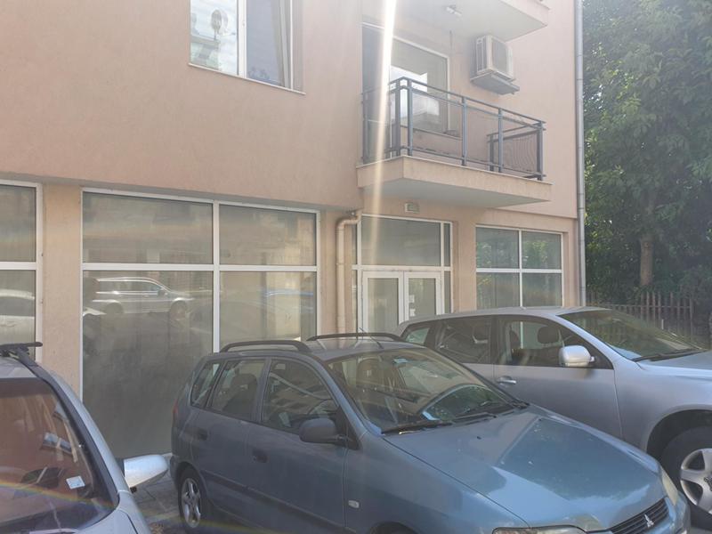 Дава под наем  Магазин град Габрово , Център , 220 кв.м | 83748435