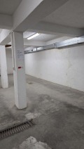Дава под наем ГАРАЖ, ПАРКОМЯСТО, гр. Варна, Център, снимка 2