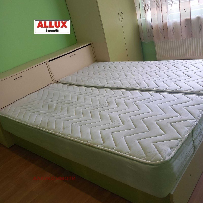 Издаје се  1 спаваћа соба Русе , Вазраждане , 60 м2 | 99254343 - слика [2]