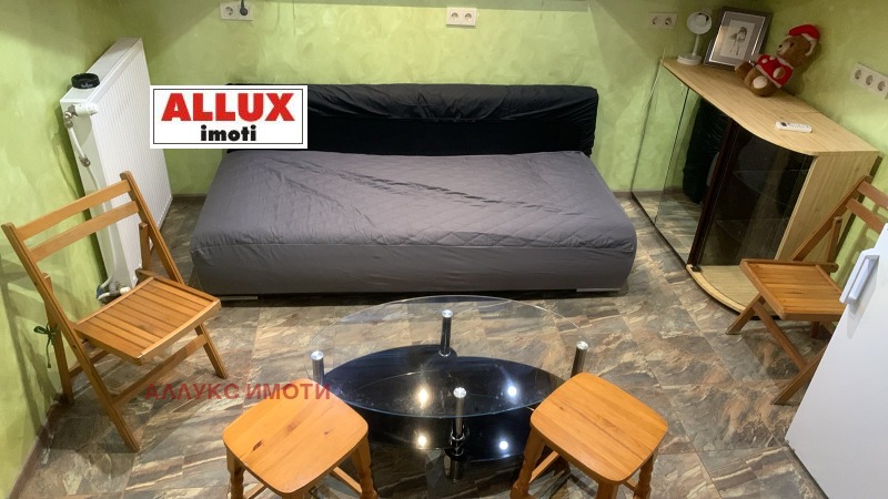 Дава под наем  1-стаен град Русе , Център , 18 кв.м | 57163193 - изображение [2]