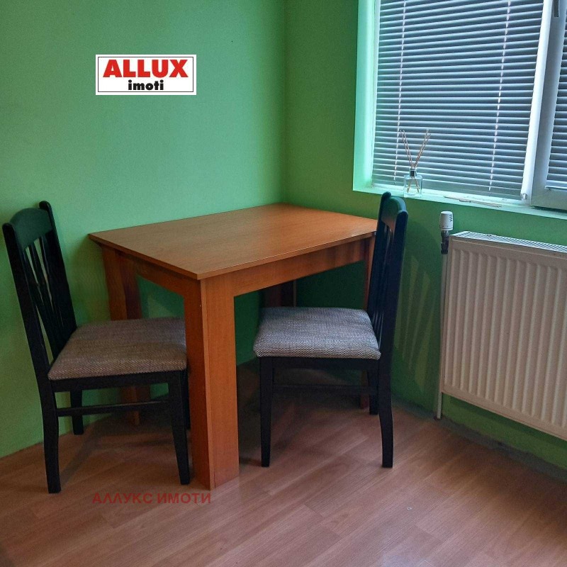 Издаје се  1 спаваћа соба Русе , Вазраждане , 60 м2 | 99254343 - слика [6]