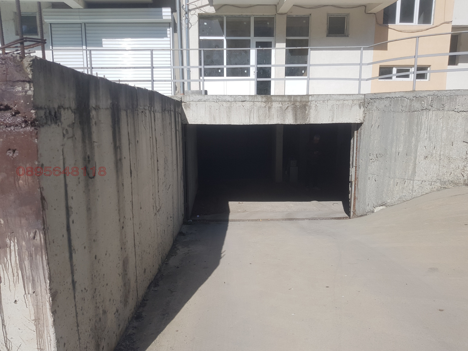 Дава под наем ГАРАЖ, ПАРКОМЯСТО, гр. Бургас, област Бургас, снимка 3 - Гаражи и паркоместа - 53746867