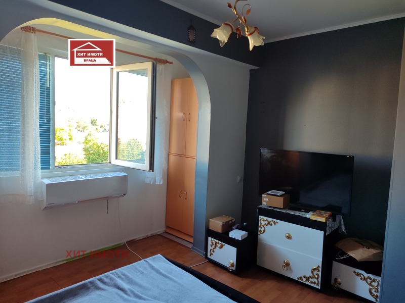 Дава под наем  1-стаен град Враца , Дъбника , 40 кв.м | 44995876
