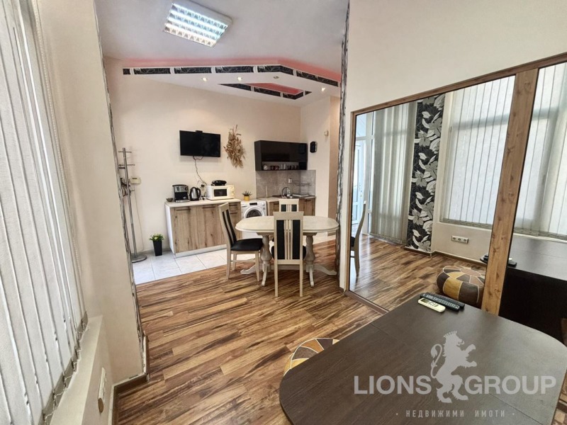 Do wynajęcia  1 sypialnia Warna , Briz , 45 mkw | 12488789 - obraz [4]