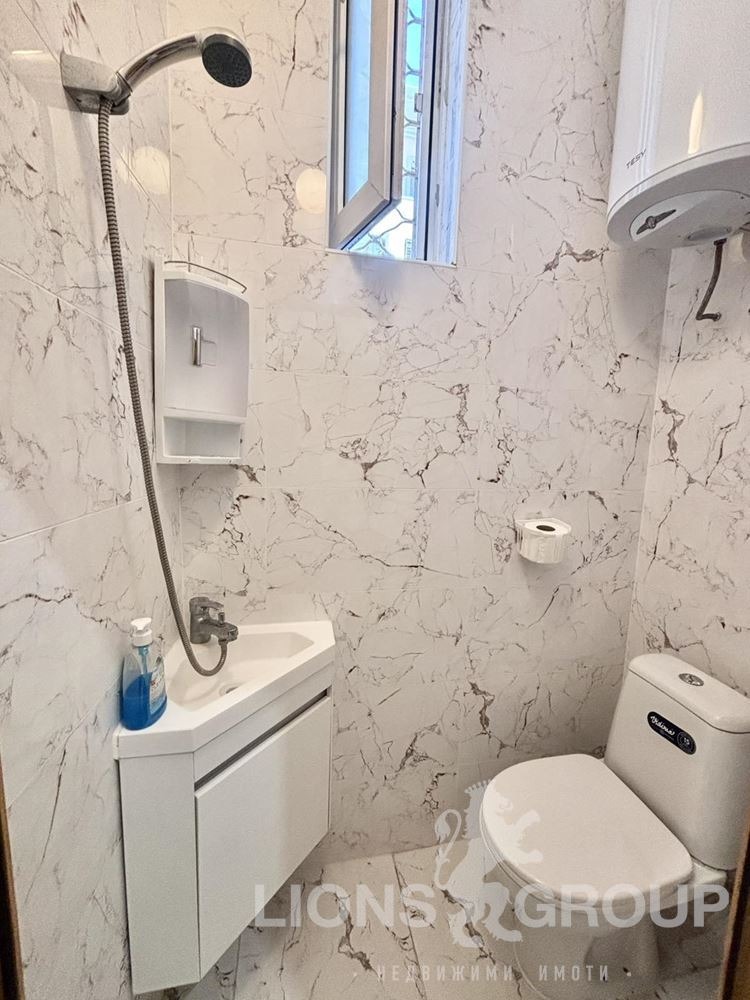 Do wynajęcia  1 sypialnia Warna , Briz , 45 mkw | 12488789 - obraz [8]