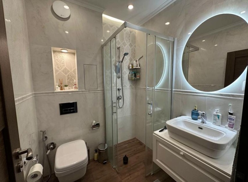 Zu vermieten  1 Schlafzimmer Plowdiw , Mladeschki Halm , 75 qm | 27910950 - Bild [4]