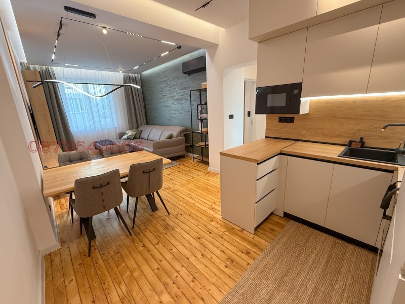 Дава под наем 4-СТАЕН, гр. София, Център, снимка 2 - Апартаменти - 52784469