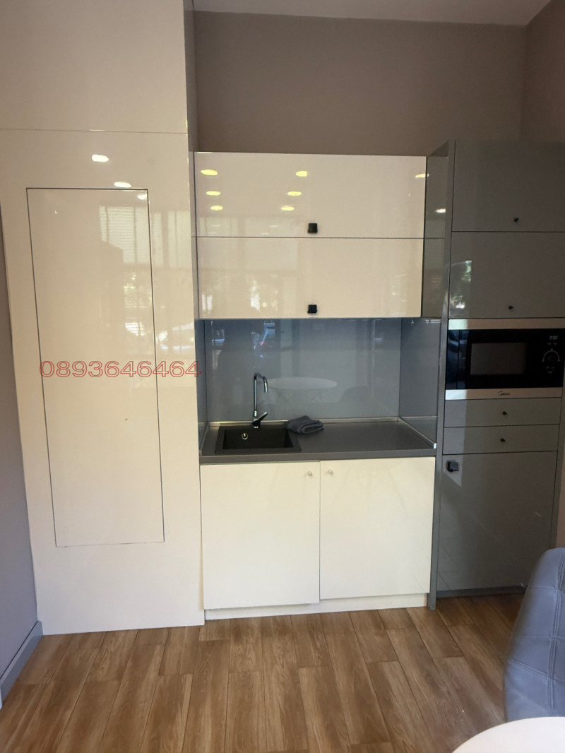 Kiadó  Hivatal Sofia , Druzsba 2 , 32 négyzetméter | 50819192 - kép [4]