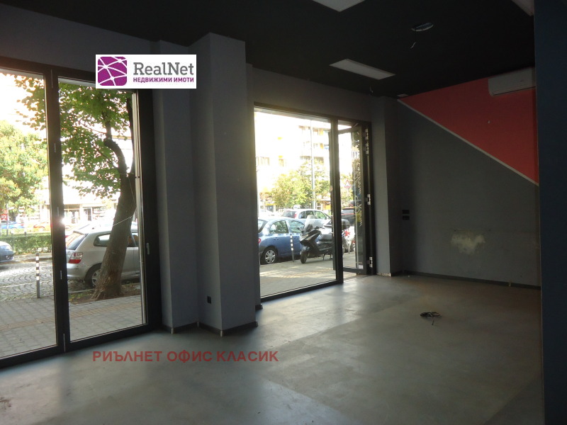 Te huur  Winkel Sofia , Tsentar , 128 m² | 79641055 - afbeelding [2]