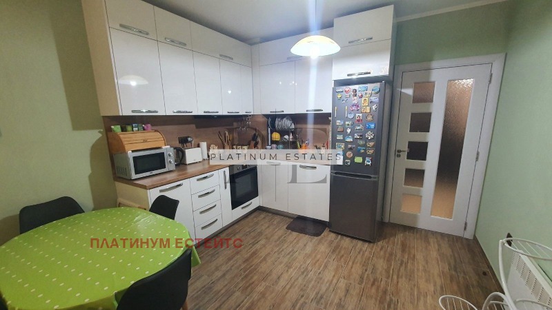 A louer  1 chambre Sofia , Krastova vada , 60 m² | 86804943
