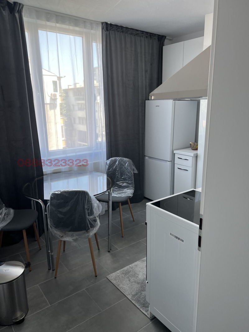 Дава под наем 3-СТАЕН, гр. Стара Загора, Център, снимка 3 - Апартаменти - 52780427