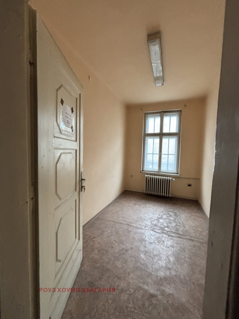 Дава под наем ОФИС, гр. Пловдив, Кършияка, снимка 2 - Офиси - 53463915