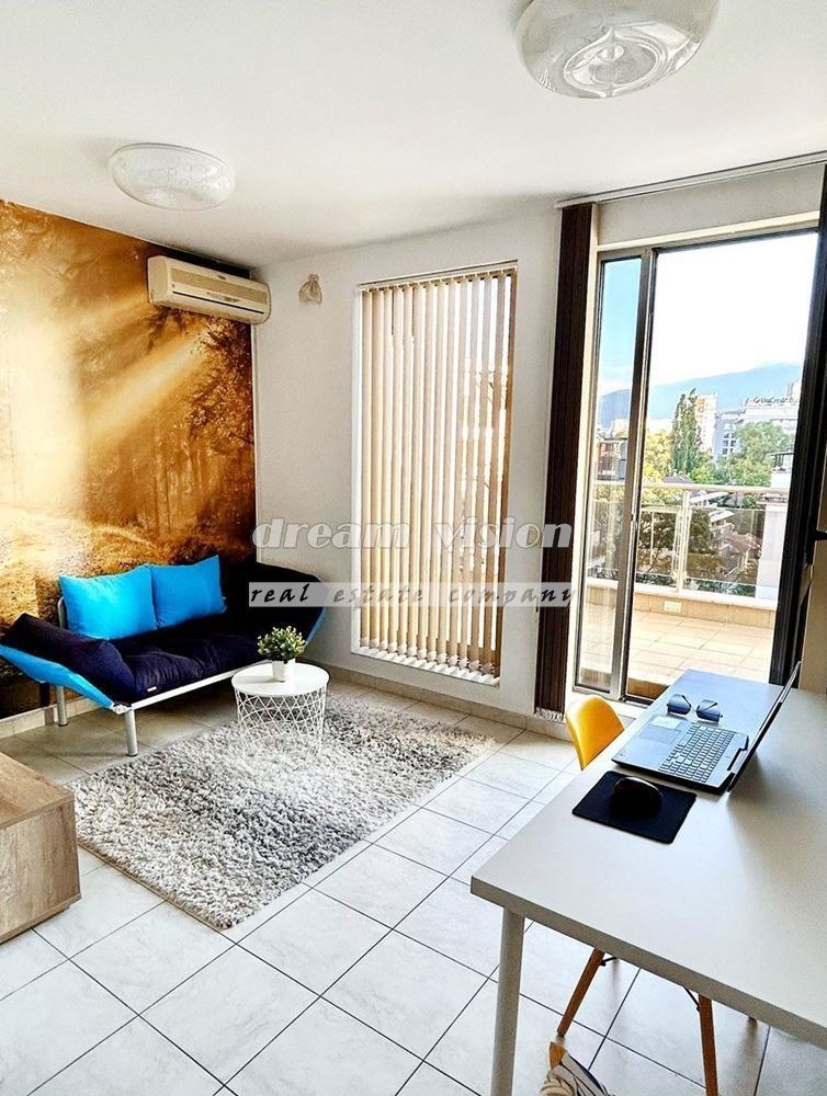 Te huur  Zolder Sofia , Tsentar , 33 m² | 78827125