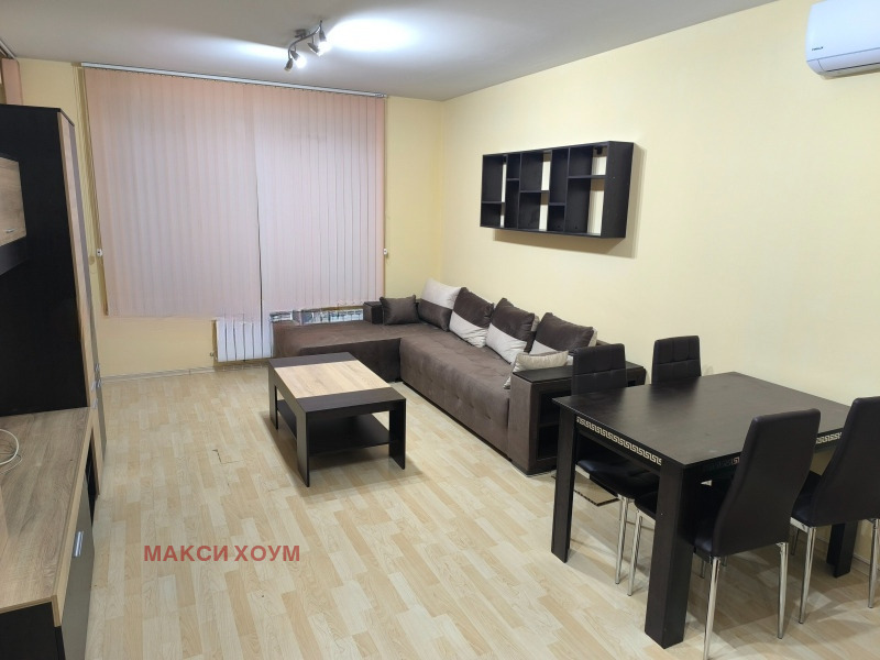 En renta  1 dormitorio Sofia , Mladost 1 , 70 metros cuadrados | 91348410 - imagen [4]