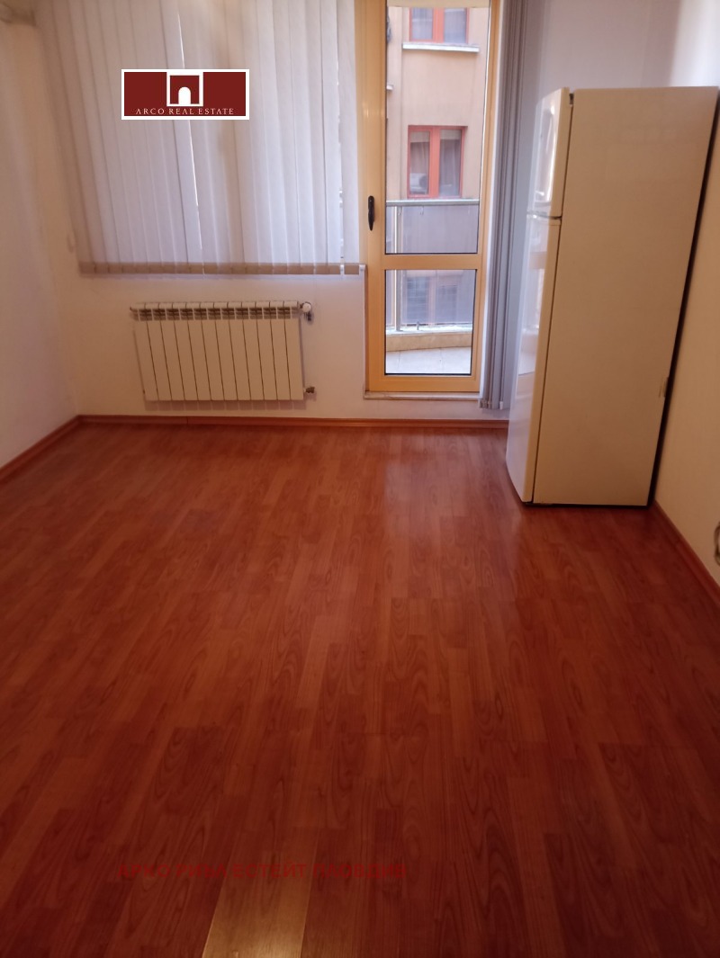 Дава под наем 3-СТАЕН, гр. Пловдив, Кършияка