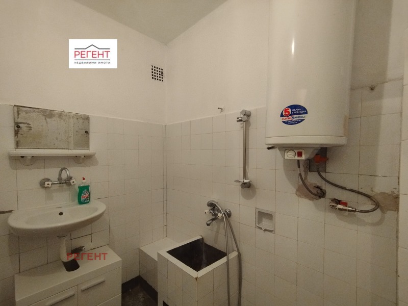 De inchiriat  3+ dormitor Gabrovo , Țentâr , 95 mp | 14331311 - imagine [9]