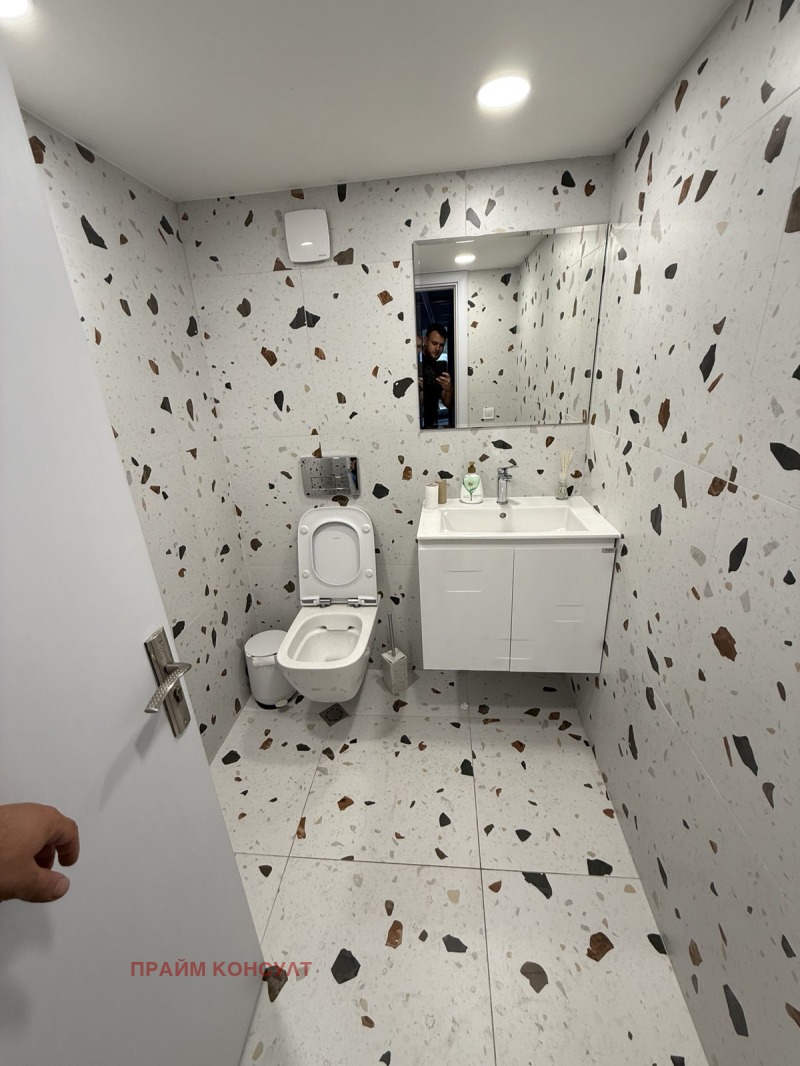 Da affittare  Ufficio Plovdiv , Mladegki Halm , 200 mq | 23367749 - Immagine [6]