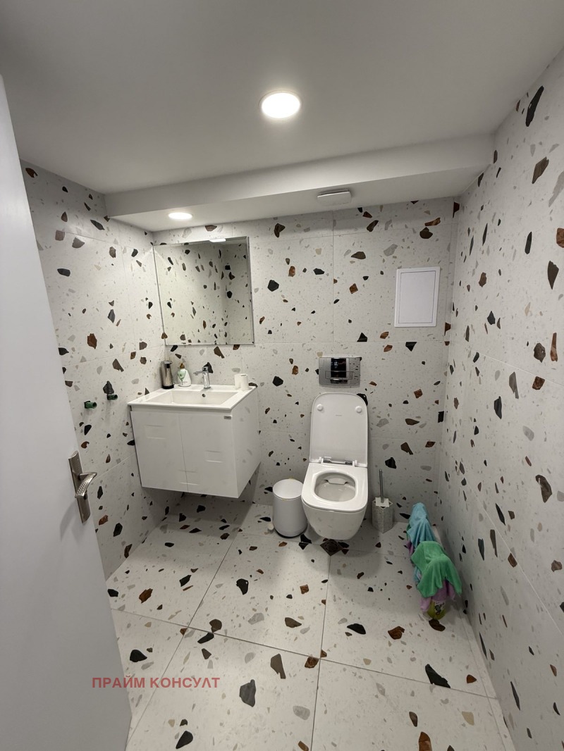 Da affittare  Ufficio Plovdiv , Mladegki Halm , 200 mq | 23367749 - Immagine [11]