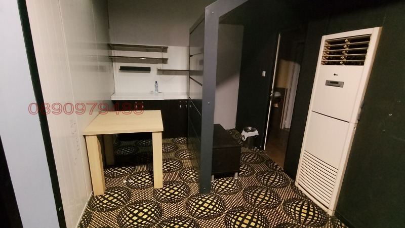 Vuokrattavana  Myymälä Sofia , Zona B-18 , 250 neliömetriä | 18675821 - kuva [8]
