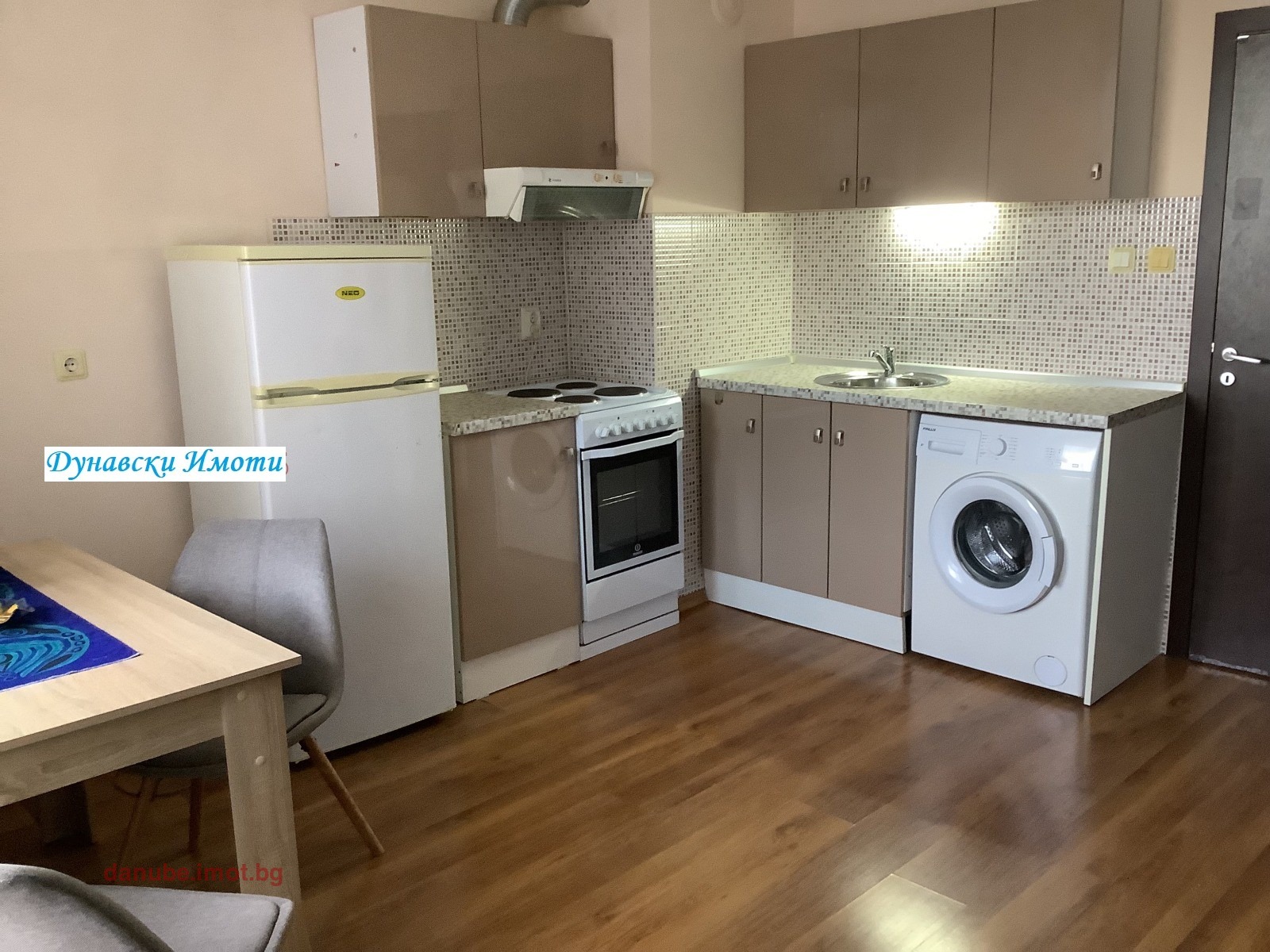 Дава под наем 2-СТАЕН, гр. Русе, Център, снимка 4 - Апартаменти - 54238675