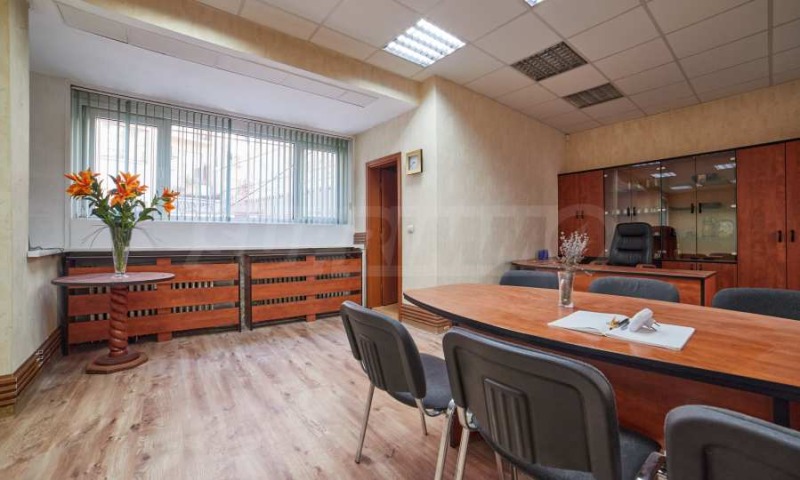 De inchiriat  Birou Sofia , Țentâr , 80 mp | 92714292 - imagine [6]
