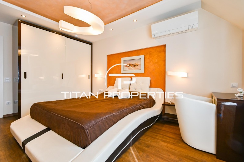 Дава под наем 3-СТАЕН, гр. София, Център, снимка 6 - Апартаменти - 52797593