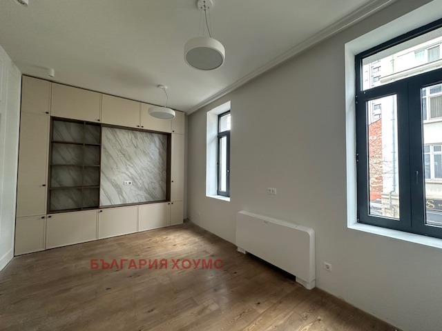 Дава под наем 3-СТАЕН, гр. София, Център, снимка 4 - Апартаменти - 54081046