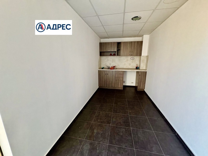 Дава под наем ОФИС, гр. Стара Загора, Кольо Ганчев, снимка 5 - Офиси - 53491668