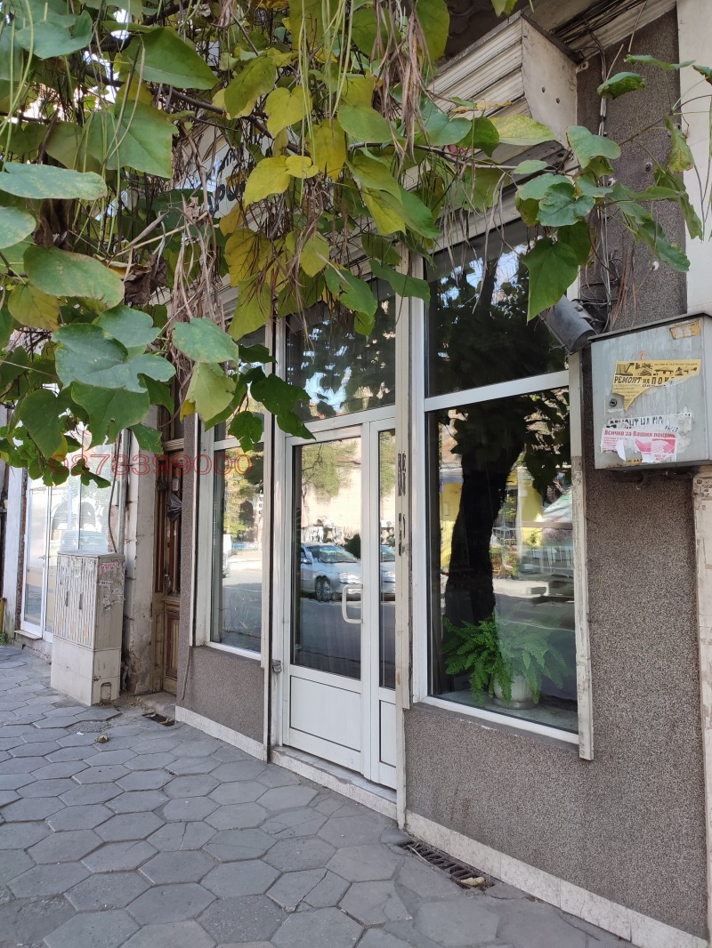 Дава под наем МАГАЗИН, гр. Пазарджик, Център