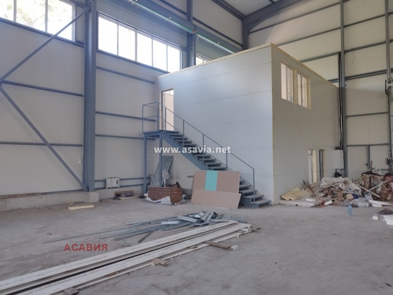 K pronájmu  Průmyslová budova Burgas , Promišlena zona - Jug , 2800 m2 | 70737181 - obraz [4]