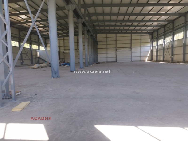 K pronájmu  Průmyslová budova Burgas , Promišlena zona - Jug , 2800 m2 | 70737181 - obraz [2]