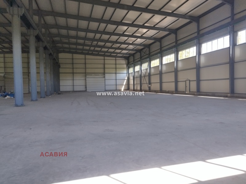 K pronájmu  Průmyslová budova Burgas , Promišlena zona - Jug , 2800 m2 | 70737181 - obraz [3]