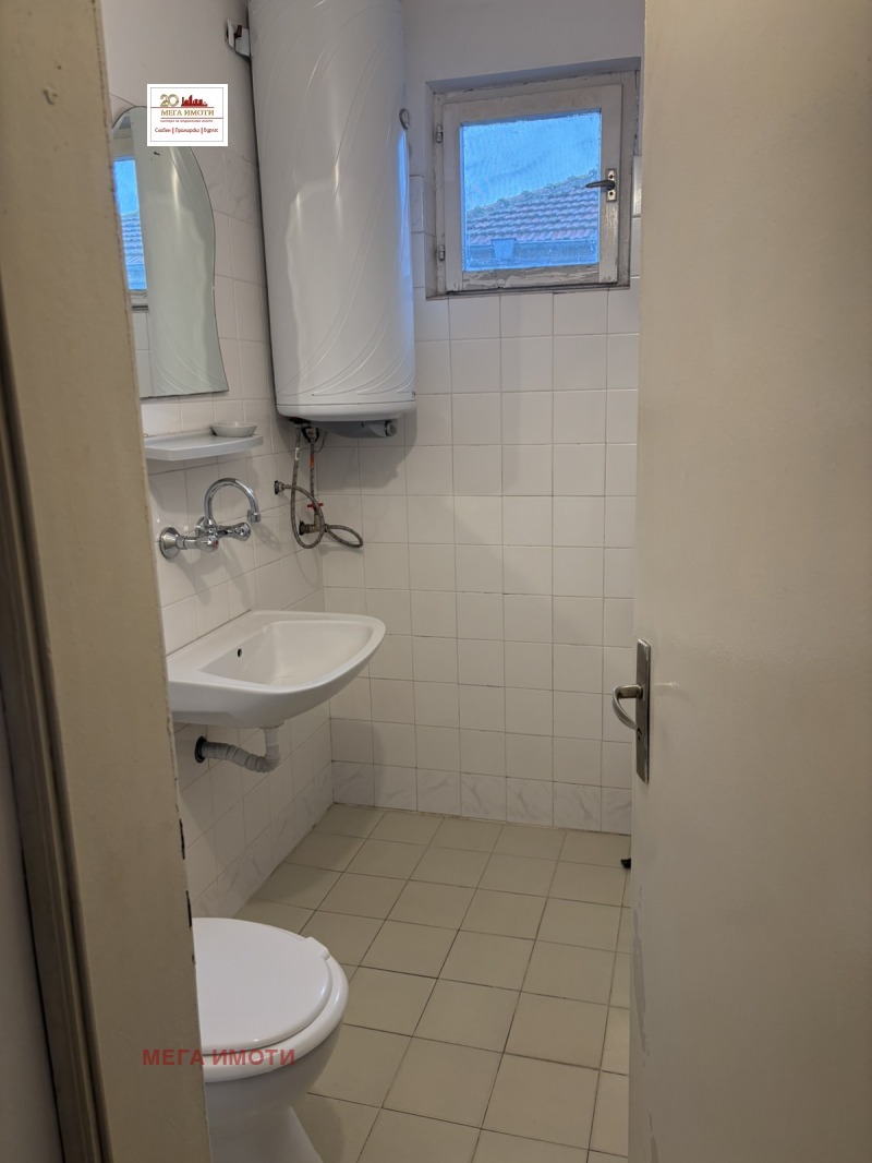 Дава под наем 2-СТАЕН, гр. Бургас, Център, снимка 8 - Апартаменти - 53290096