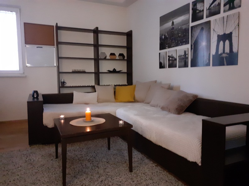 Do wynajęcia  1 sypialnia Sofia , Centar , 60 mkw | 20995317