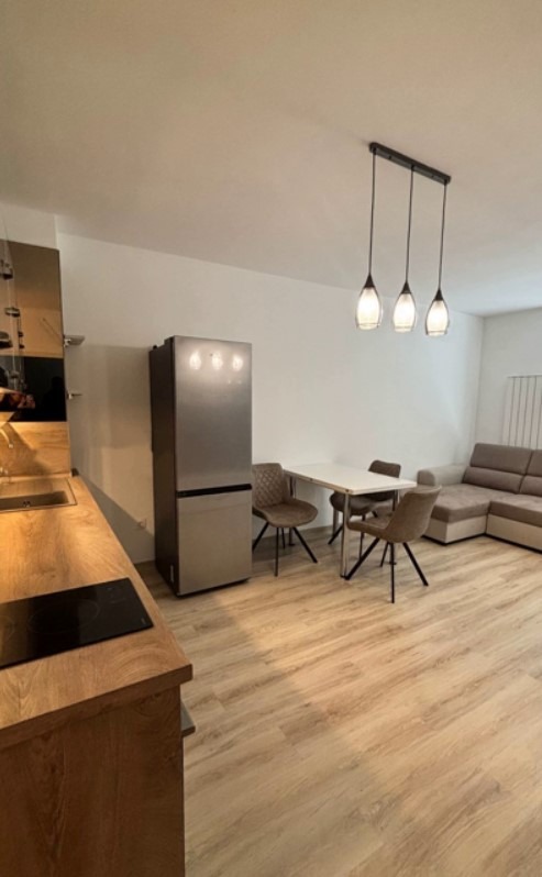 Дава под наем 2-СТАЕН, гр. София, Дружба 2