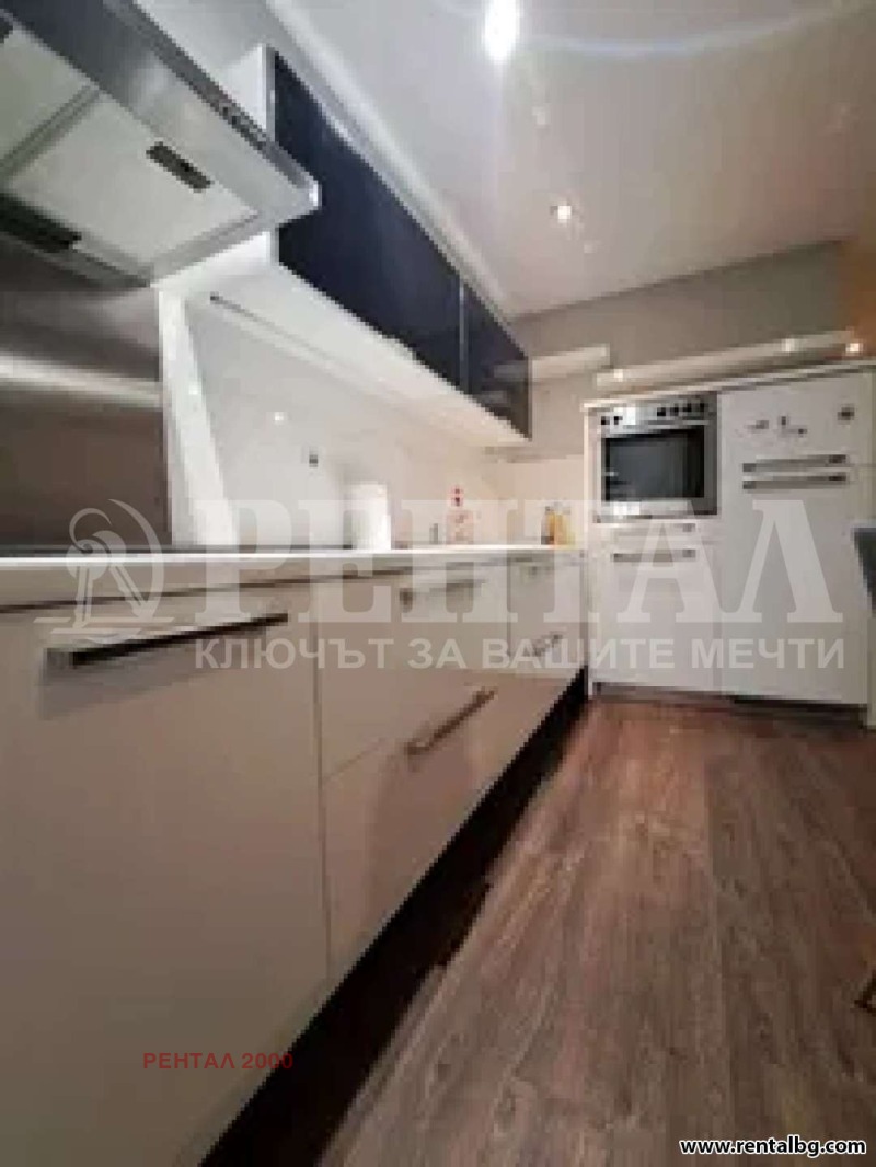 Дава под наем 2-СТАЕН, гр. Пловдив, Кючук Париж, снимка 6 - Апартаменти - 53159559