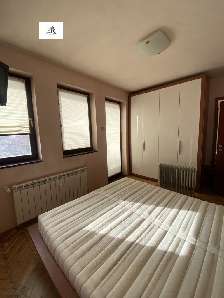 Дава под наем 3-СТАЕН, гр. Плевен, Идеален център, снимка 4 - Апартаменти - 53018634