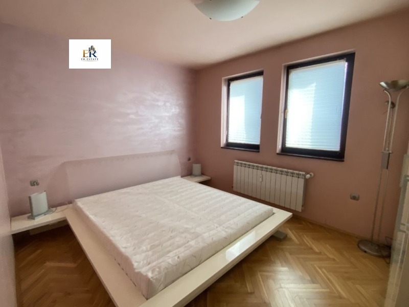 Дава под наем 3-СТАЕН, гр. Плевен, Идеален център, снимка 3 - Апартаменти - 53018634