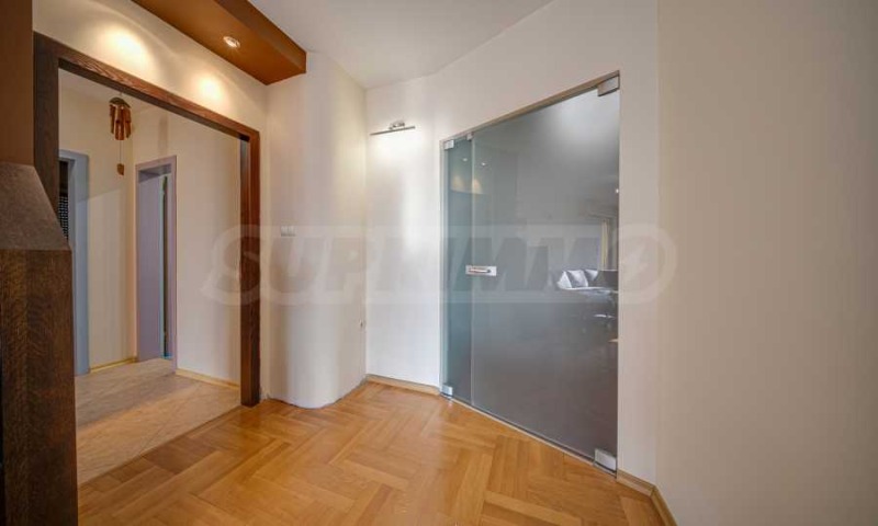 Дава под наем 4-СТАЕН, гр. София, Лозенец, снимка 14 - Апартаменти - 52943088