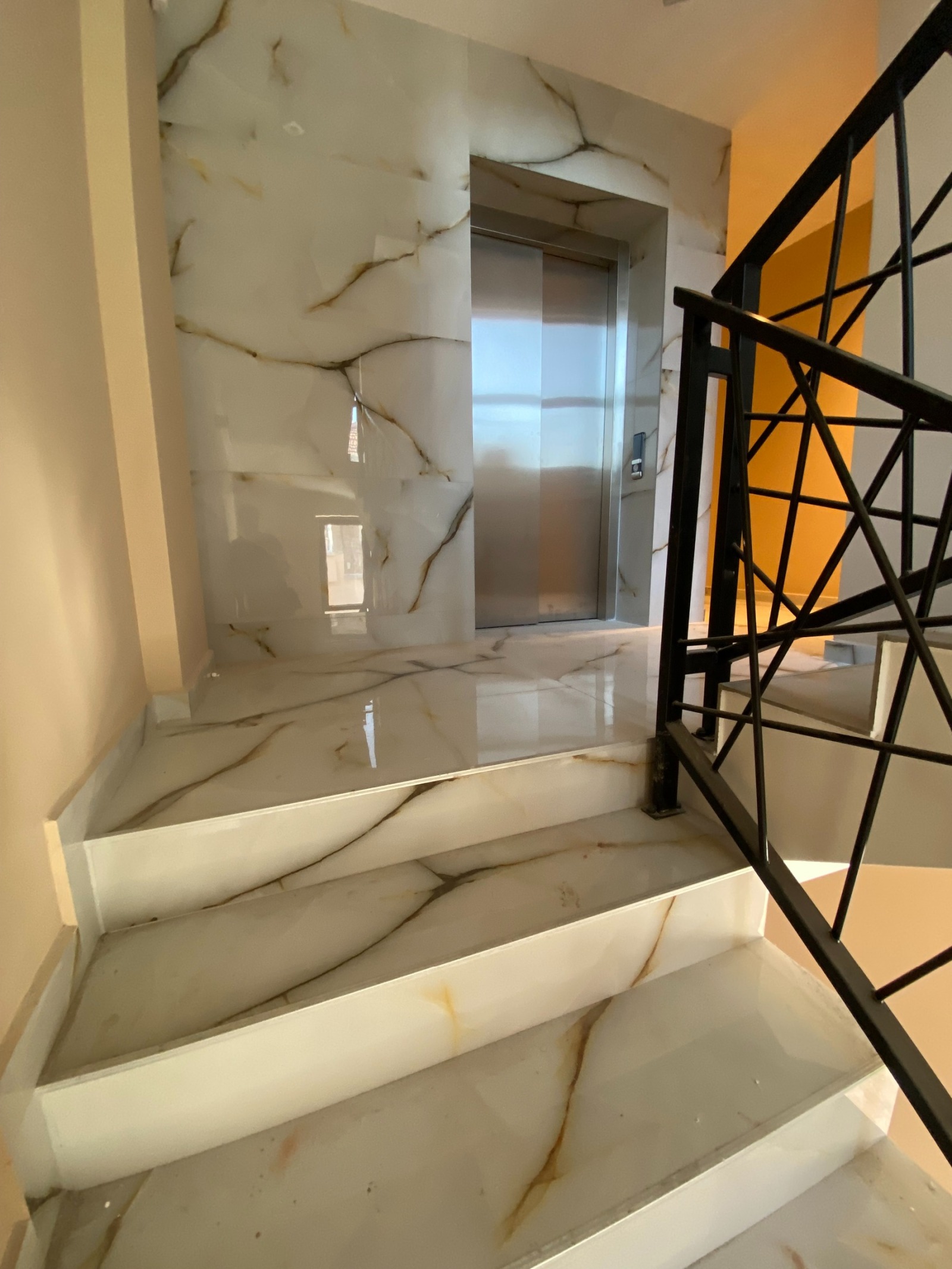 Дава под наем 2-СТАЕН, гр. Пловдив, Въстанически, снимка 17 - Апартаменти - 53869118