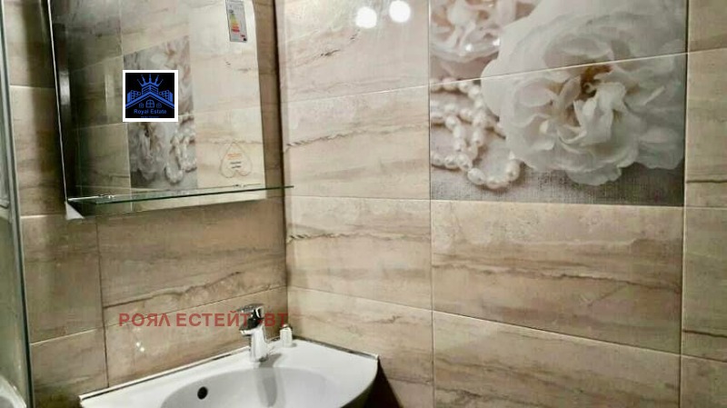 Дава под Наем 2-СТАЕН в град Велико Търново, Център - 65 кв.м / 350 € » 684.54 лв., РОЯЛ ЕСТЕЙТ -ВТ