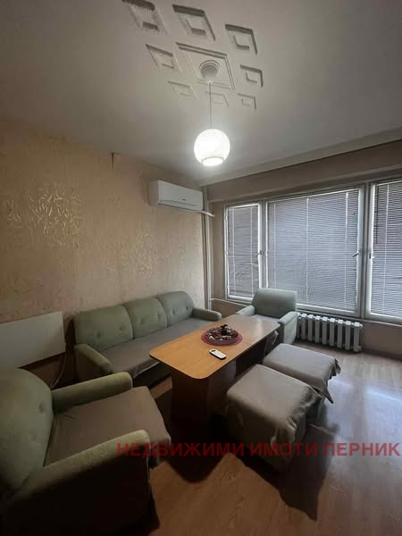 Дава под наем  3-стаен град Перник , Тева , 70 кв.м | 76819269