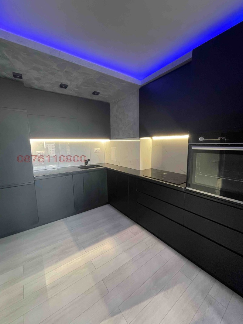 Под наем 4-СТАЕН, град София, Център • 1250 € • 86072870 — Holmes.bg