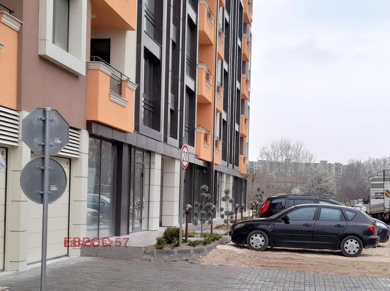 Til leje  Butik Plovdiv , Vastanicheski , 80 kvm | 59362873 - billede [4]