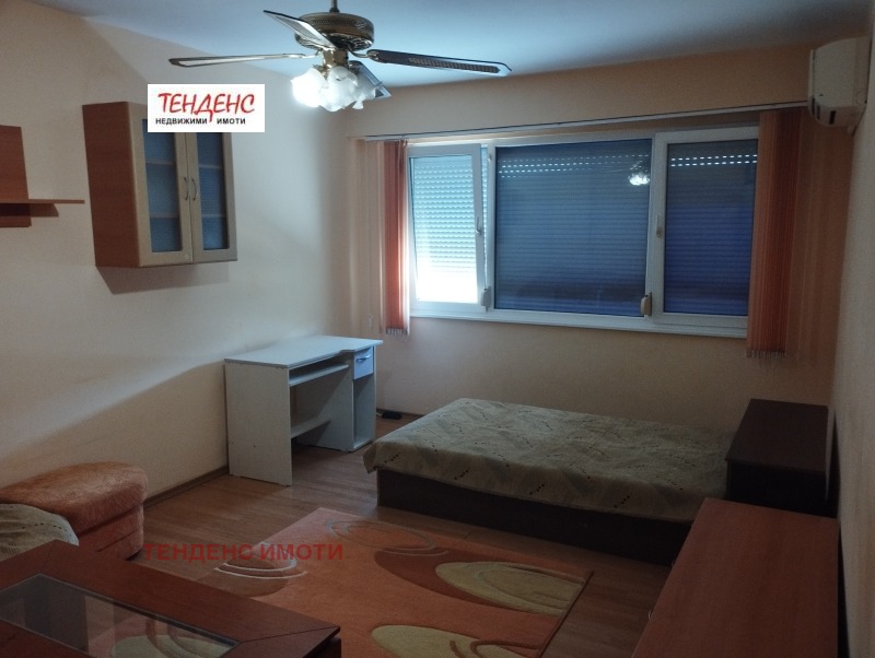 Zu vermieten  1 Schlafzimmer Kardschali , Wazroschdenzi , 65 qm | 96086980 - Bild [3]