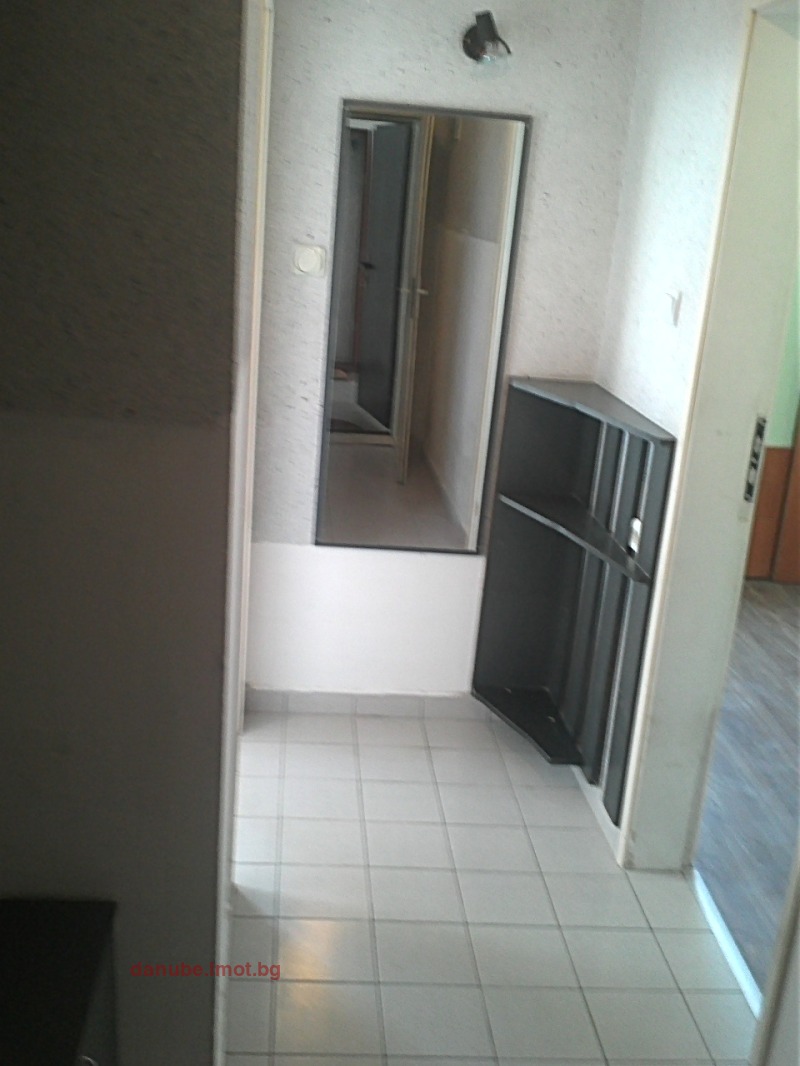 Дава под наем 2-СТАЕН, гр. Русе, Център, снимка 4 - Апартаменти - 53055874