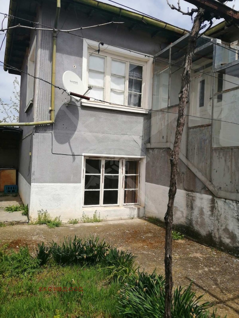 Дава под наем КЪЩА, с. Братя Даскалови, област Стара Загора