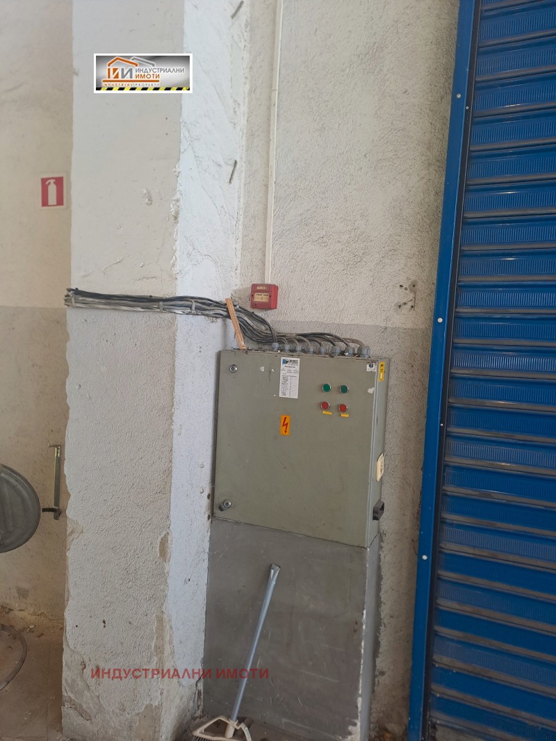 En renta  Edificio industrial Plovdiv , Industrialna zona - Yug , 850 metros cuadrados | 49683396 - imagen [8]