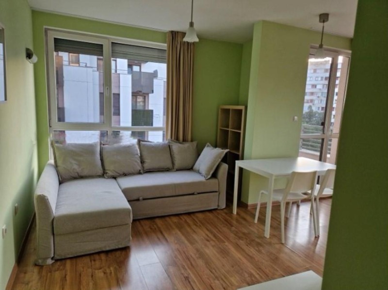 Дава под нем  3-стаен, град София, Красно село •  750 EUR • ID 53237104 — holmes.bg - [1] 